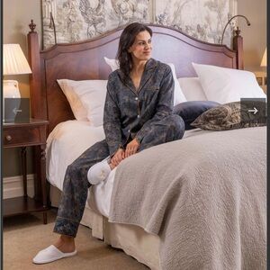 Adare Manor luxury Siren Navy Long Pajama Set‎